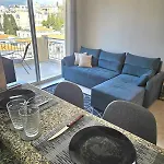 Cocktails & Sunsets Coastal Gem In Apartment